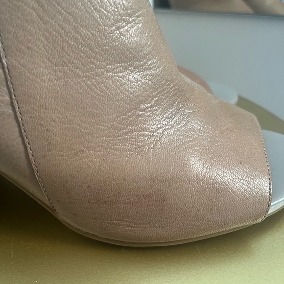 Cole Haan heels - Picture 4 of 6